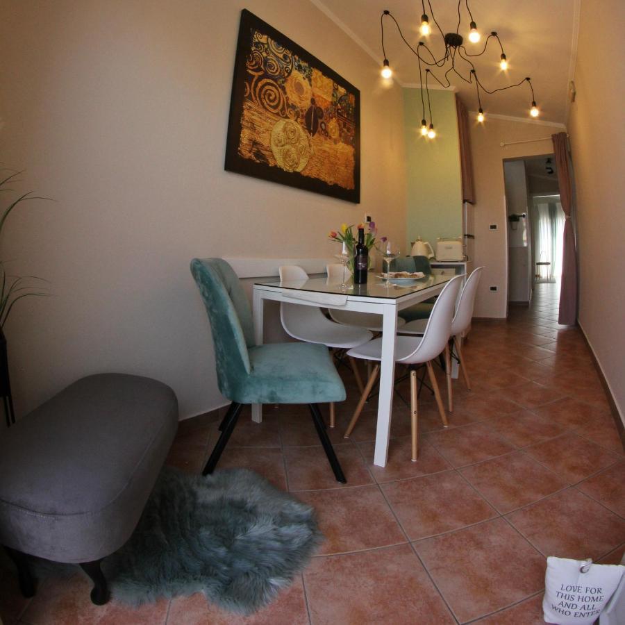 Room And Apartment Doris Ловречица Экстерьер фото